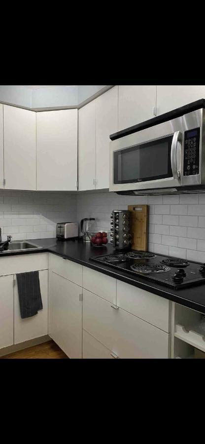 Cozy Vancouver Condo Zewnętrze zdjęcie