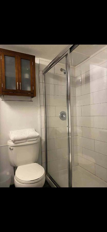 Cozy Vancouver Condo Zewnętrze zdjęcie